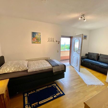 Ferienwohnung Suedpfalzblick Burrweiler Exterior foto