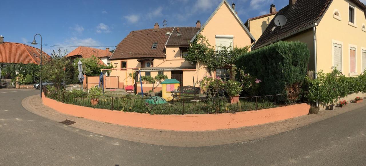 Ferienwohnung Suedpfalzblick Burrweiler Exterior foto